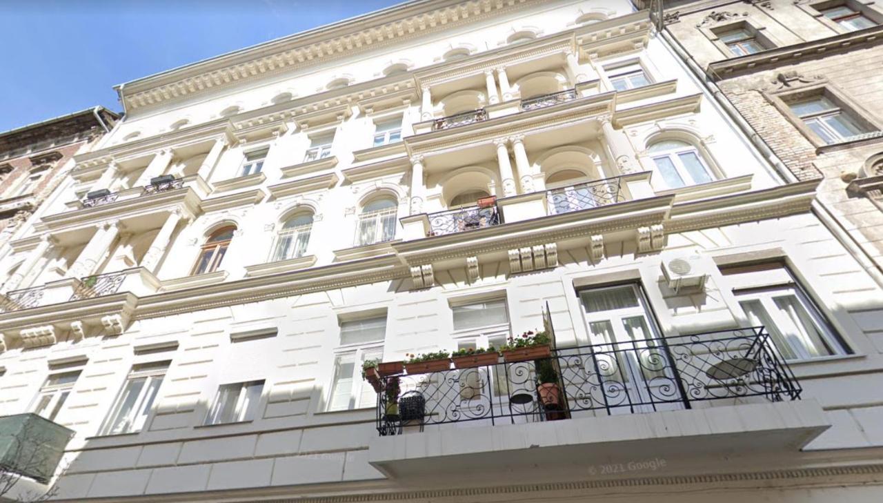 V57 Apartment Oktogon Budapest Exterior photo