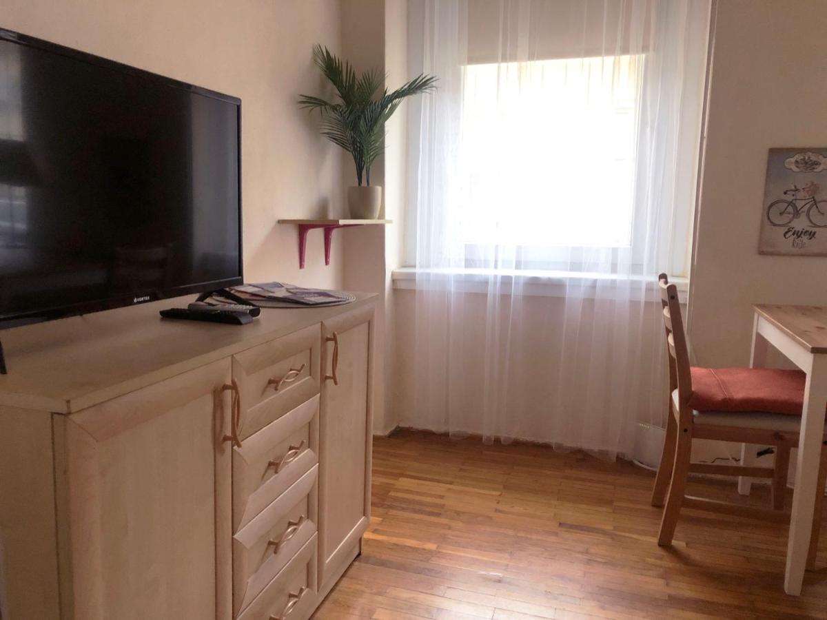 V57 Apartment Oktogon Budapest Exterior photo
