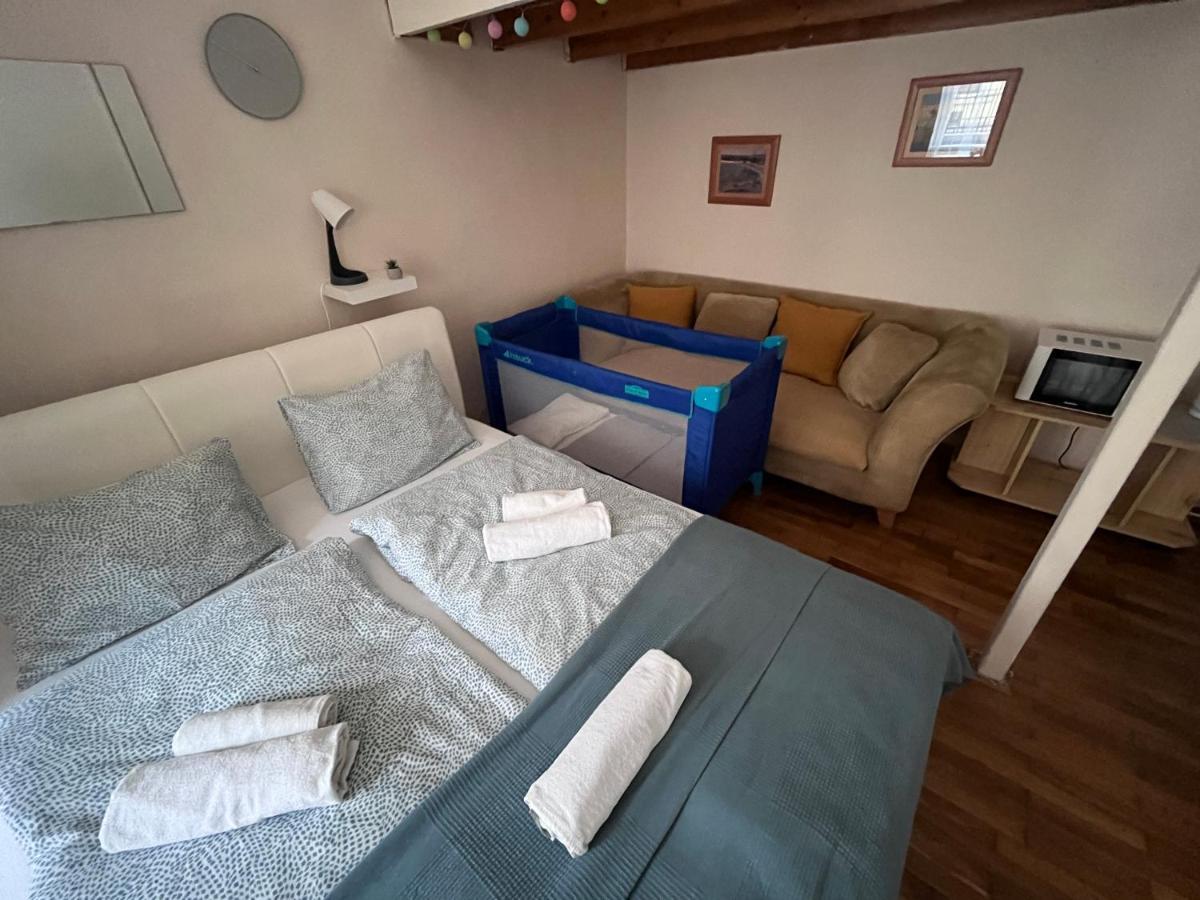 V57 Apartment Oktogon Budapest Exterior photo